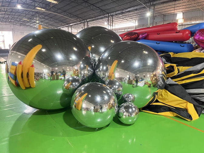 Jumbo Gold, Silver and Iridescent Balls — 1BAF932B-63D...jpeg